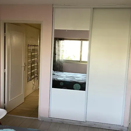 2 Pièces Meublés à Juan Les Pins *