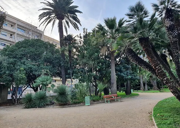 2 Pieces Meubles A Juan Les Pins Διαμέρισμα